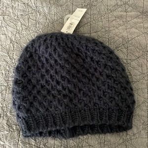 Old Navy navy cap. Cute warm. Never worn